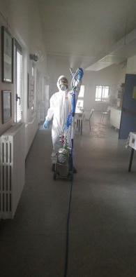 Emergenza covid19-Operazione di disinfezione, grazie all'intervento della Cooperativa Sociale Diomede, di alcuni locali comunali: il Centro Diurno LADA, il Centro Socio-Sanitario, il Centro Operativo Comunale e il Municipio.